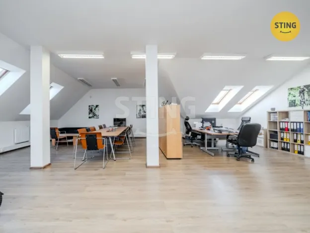 Prodej výrobních prostor, Mankovice, 2880 m2