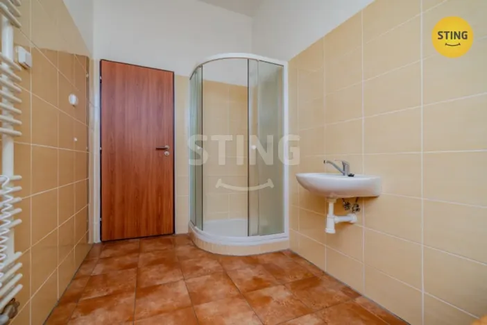 Prodej výrobních prostor, Mankovice, 2880 m2