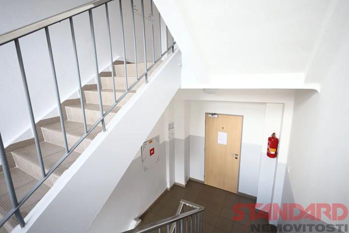 Pronájem kanceláře, Plzeň, Částkova, 31 m2