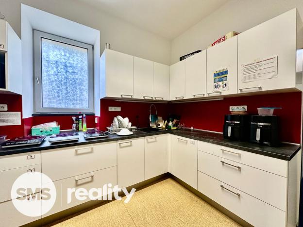 Pronájem komerční nemovitosti, Troubsko, Jihlavská, 450 m2