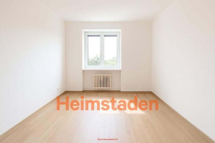 Pronájem bytu 2+kk, Ostrava - Poruba, Hlavní třída, 39 m2