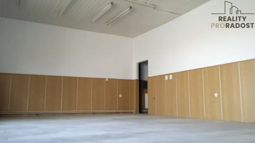 Pronájem obchodního prostoru, Vavřinec, 400 m2
