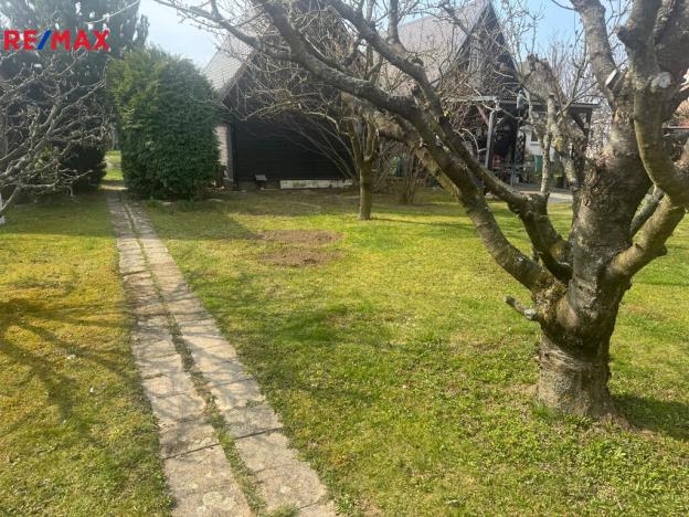 Prodej zahrady, Holešov, 360 m2