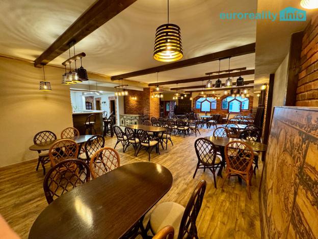 Pronájem restaurace, Kraslice, B. Smetany, 150 m2