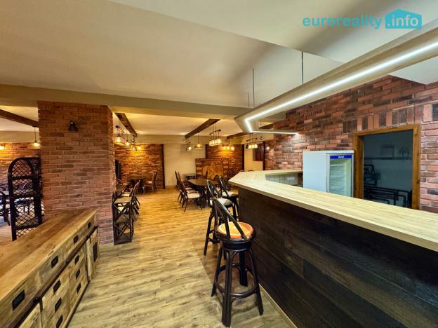 Pronájem restaurace, Kraslice, B. Smetany, 150 m2