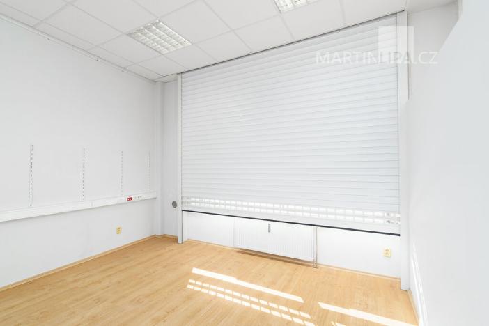 Prodej obchodního prostoru, Praha - Motol, Brdlíkova, 100 m2