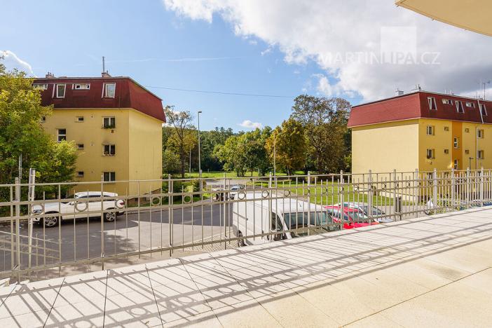 Prodej obchodního prostoru, Praha - Motol, Brdlíkova, 100 m2