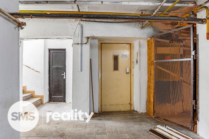 Pronájem obchodního prostoru, Karviná - Ráj, Borovského, 691 m2