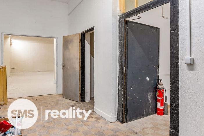 Pronájem obchodního prostoru, Karviná - Ráj, Borovského, 691 m2