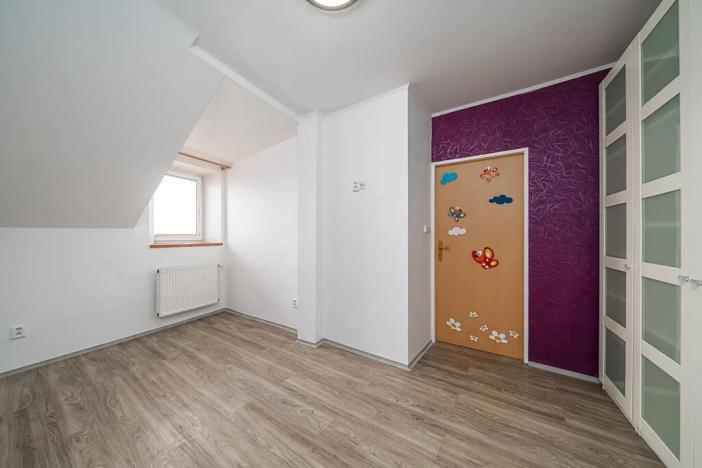 Prodej bytu 3+1, Olomouc, Chválkovická, 92 m2