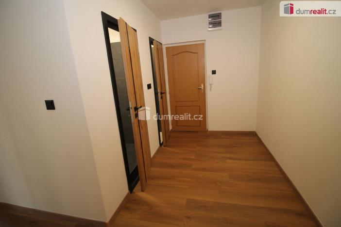 Prodej bytu 2+1, Habartov, Karla Čapka, 56 m2