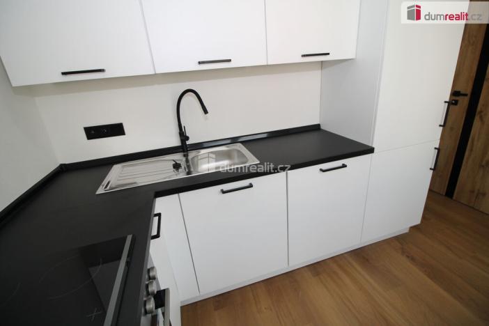 Prodej bytu 2+1, Habartov, Karla Čapka, 56 m2