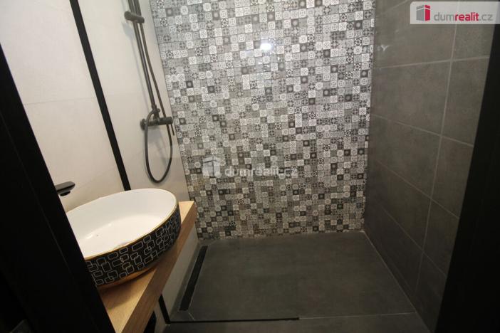 Prodej bytu 2+1, Habartov, Karla Čapka, 56 m2