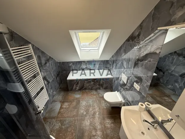 Pronájem bytu 4+kk, Plzeň - Jižní Předměstí, Skvrňanská, 90 m2
