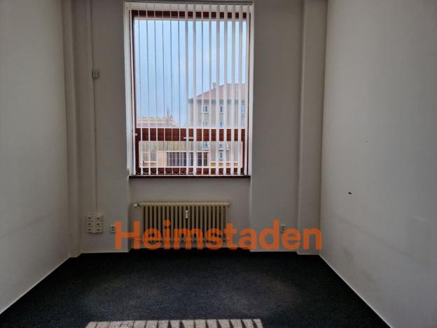 Pronájem obchodního prostoru, Havířov - Město, Hlavní třída, 30 m2