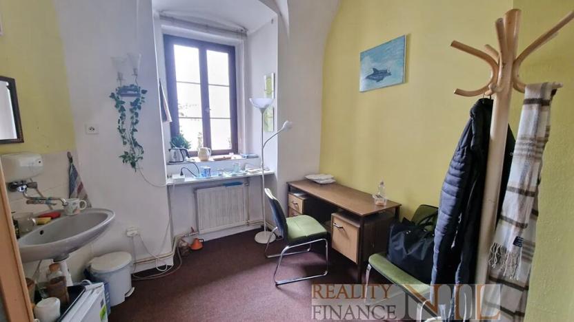 Pronájem kanceláře, Plzeň, náměstí Republiky, 78 m2