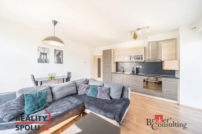 Prodej bytu 2+kk, Plzeň - Černice, Vstupní, 51 m2