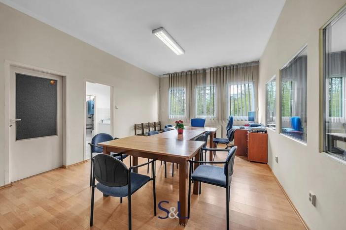 Prodej obchodního prostoru, Sosnová, 329 m2