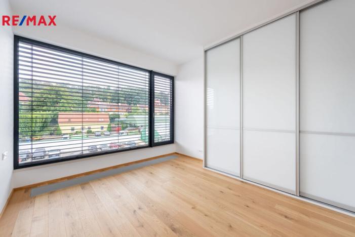 Pronájem bytu 2+kk, Praha - Střešovice, Na dračkách, 58 m2