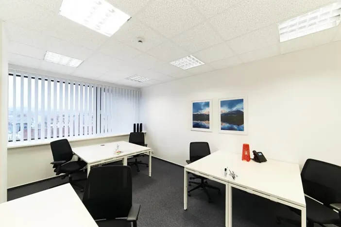 Pronájem kanceláře, Praha - Holešovice, Dělnická, 60 m2