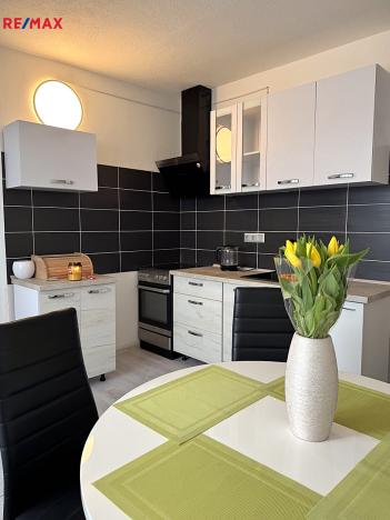 Prodej bytu 1+1, Horní Slavkov, Školní, 34 m2