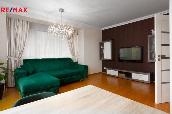 Prodej bytu 3+kk, Karlovy Vary - Drahovice, Zbrojnická, 91 m2
