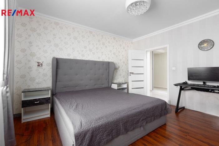 Prodej bytu 3+kk, Karlovy Vary - Drahovice, Zbrojnická, 91 m2