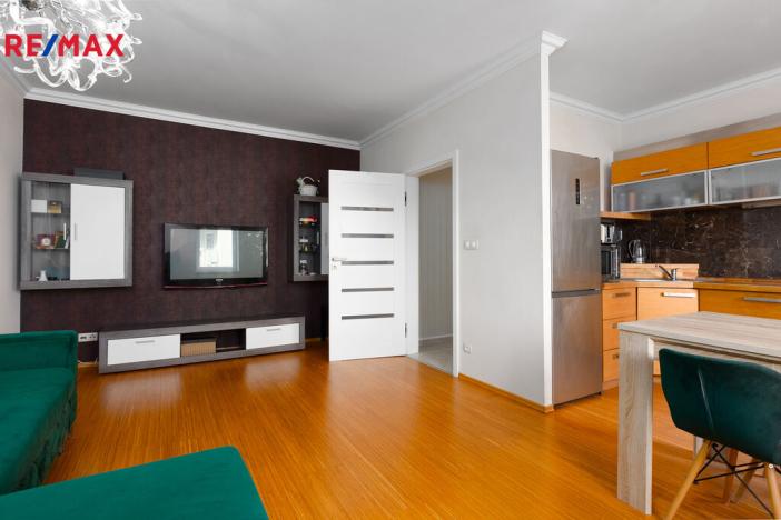 Prodej bytu 3+kk, Karlovy Vary - Drahovice, Zbrojnická, 91 m2