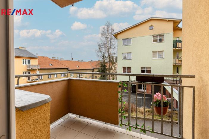 Prodej bytu 3+kk, Karlovy Vary - Drahovice, Zbrojnická, 91 m2