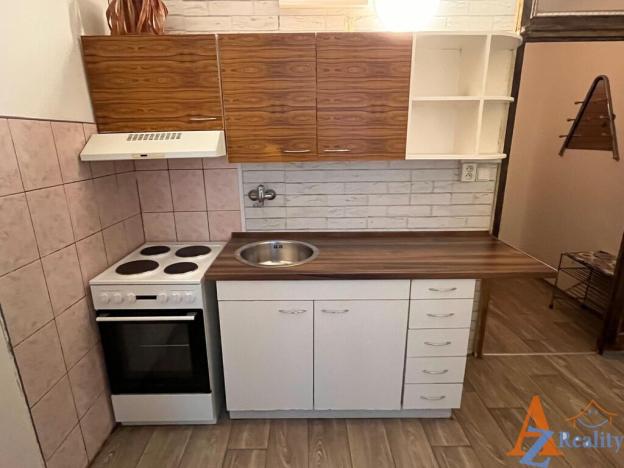 Pronájem bytu 1+1, Chomutov, Školní pěšina, 37 m2