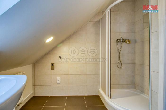 Prodej rodinného domu, Litohlavy, 191 m2