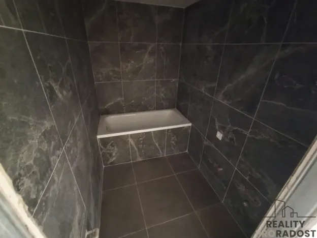 Prodej rodinného domu, Veltruby, K zastávce, 140 m2