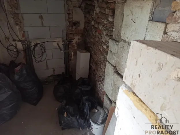 Prodej rodinného domu, Veltruby, K zastávce, 140 m2