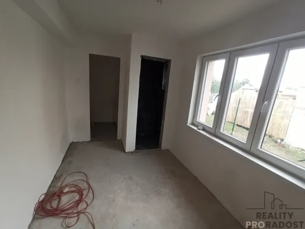 Prodej rodinného domu, Veltruby, K zastávce, 140 m2