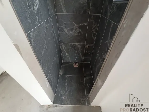 Prodej rodinného domu, Veltruby, K zastávce, 140 m2