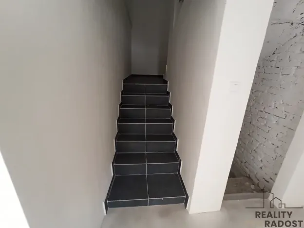 Prodej rodinného domu, Veltruby, K zastávce, 140 m2