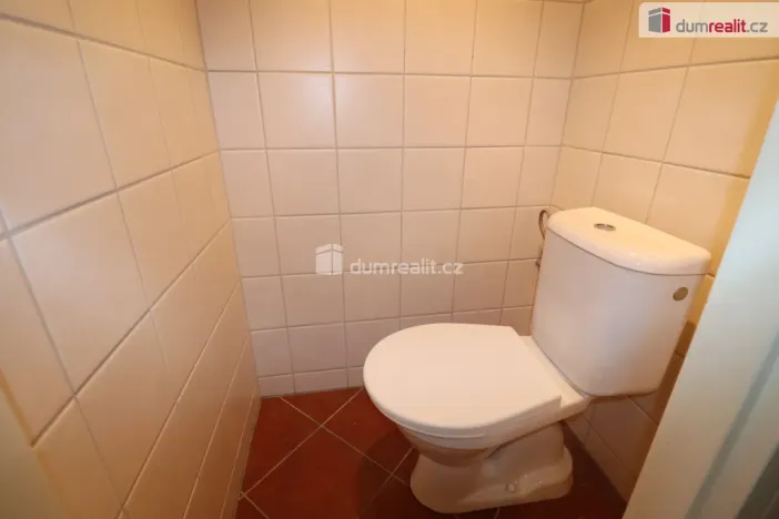 Pronájem obchodního prostoru, Karlovy Vary - Rybáře, Kosmonautů, 35 m2