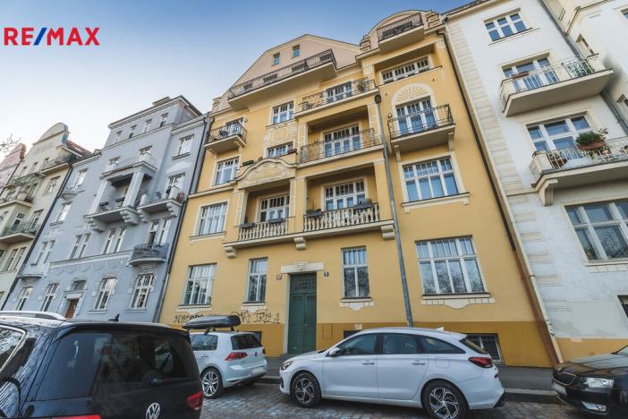 Prodej bytu 3+1, Praha - Vinohrady, U Havlíčkových sadů, 75 m2