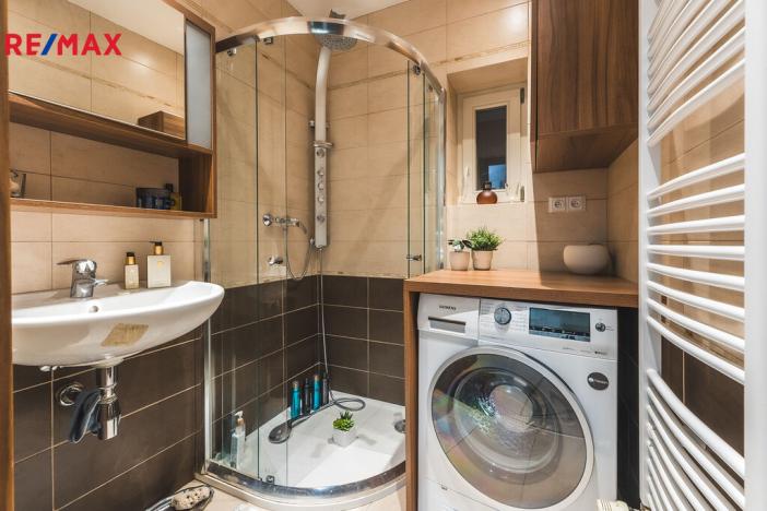 Prodej bytu 3+1, Praha - Vinohrady, U Havlíčkových sadů, 75 m2