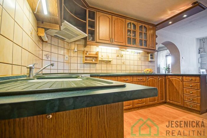 Prodej rodinného domu, Žulová, Hlavní, 119 m2