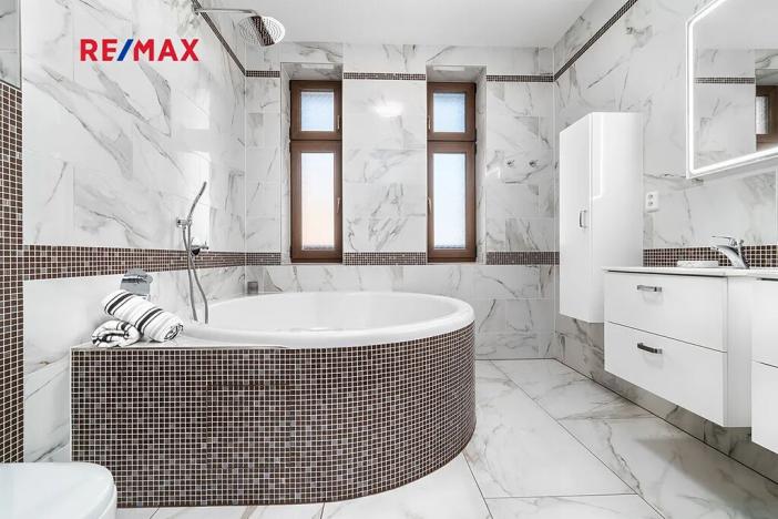 Prodej rodinného domu, Plzeň, Plzenecká, 245 m2