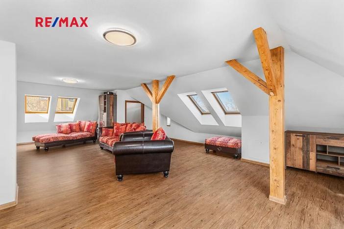 Prodej rodinného domu, Plzeň, Plzenecká, 245 m2