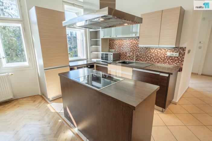 Prodej rodinného domu, Rataje nad Sázavou, náměstí Míru, 468 m2