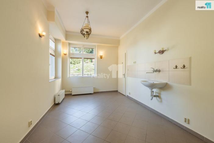 Prodej rodinného domu, Rataje nad Sázavou, náměstí Míru, 468 m2