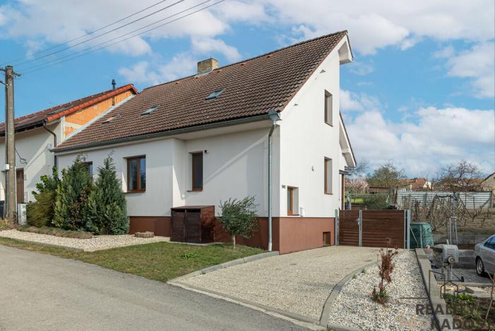 Prodej rodinného domu, Kobylí, 271 m2