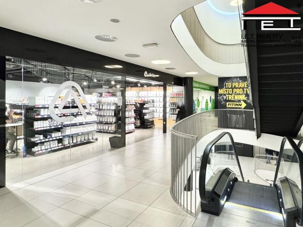 Pronájem obchodního prostoru, Brno - Brno-město, Nádražní, 111 m2