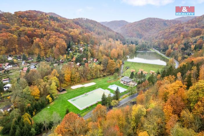 Prodej obchodního prostoru, Povrly, Český Bukov, 580 m2