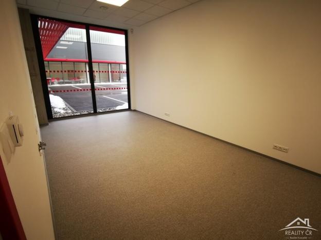 Pronájem skladu, Jihlava, Pávovská, 1094 m2
