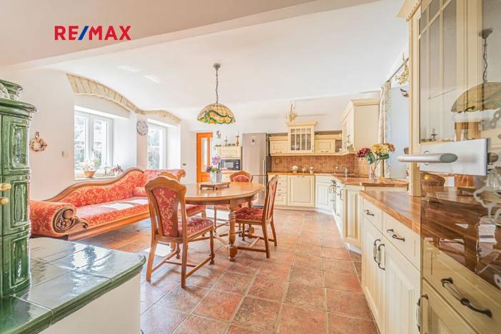 Prodej rodinného domu, Přerubenice, 301 m2