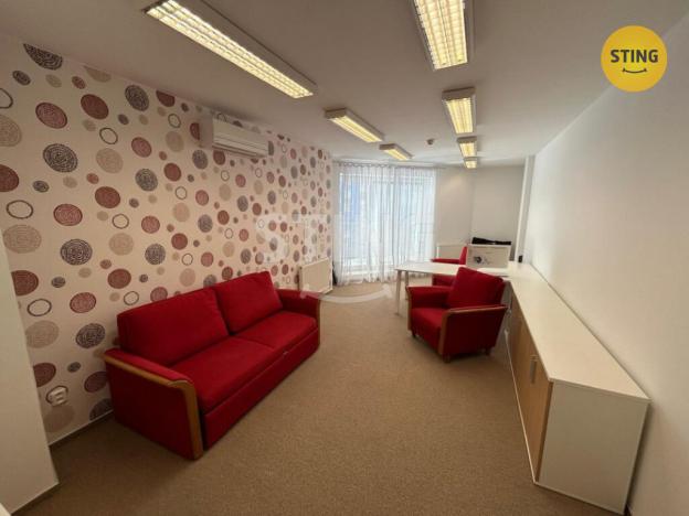 Prodej kanceláře, Pardubice, třída Míru, 46 m2